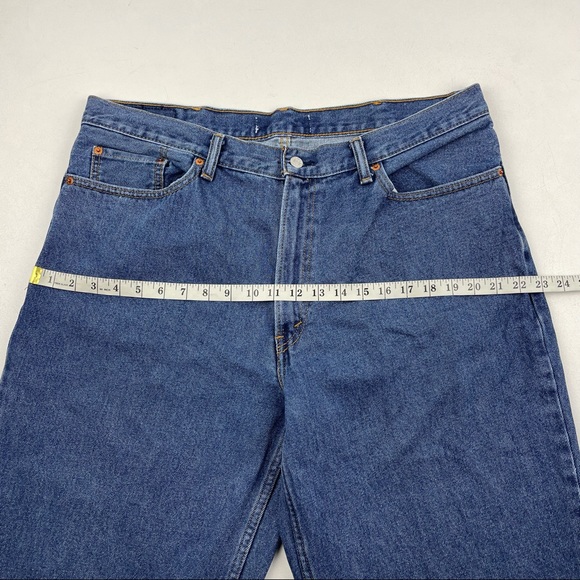 Vintage Levi’s 560 High Waist wedgie fit Jeans - Picture 4 of 7